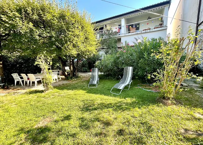 Azzuro Bay Apartament Jadranovo